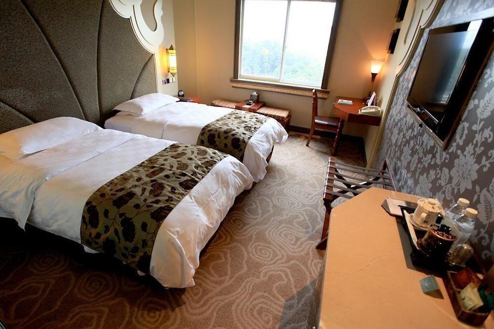 Chengdu Wangjiang Hotel Exterior photo